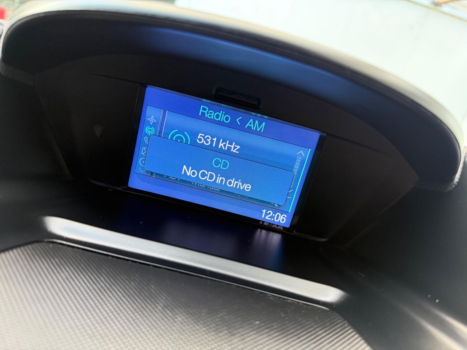 Used Ford Kuga 2015 for sale - 76294777: Photo 41