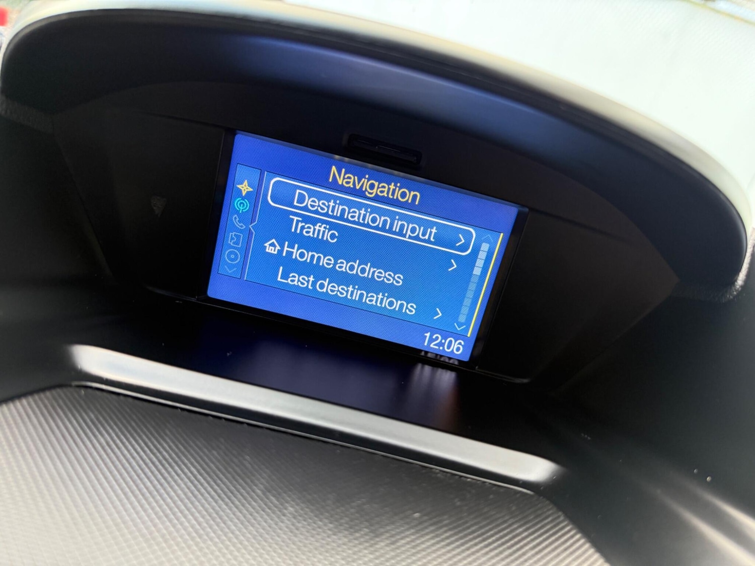 Used Ford Kuga 2015 for sale - 76294777: Photo 43