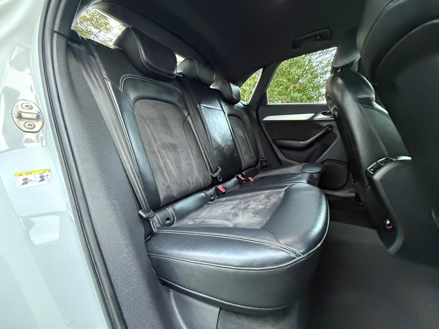 Used Audi Q3 2015 for sale - 76175045: Photo 21