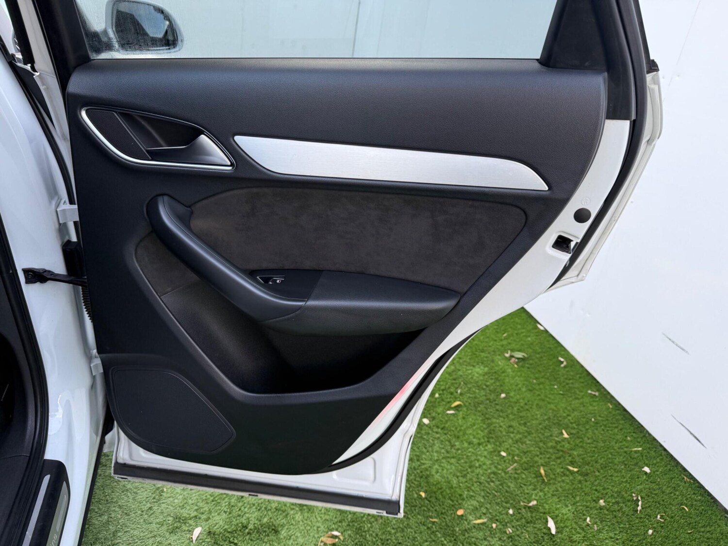 Used Audi Q3 2015 for sale - 76175045: Photo 22