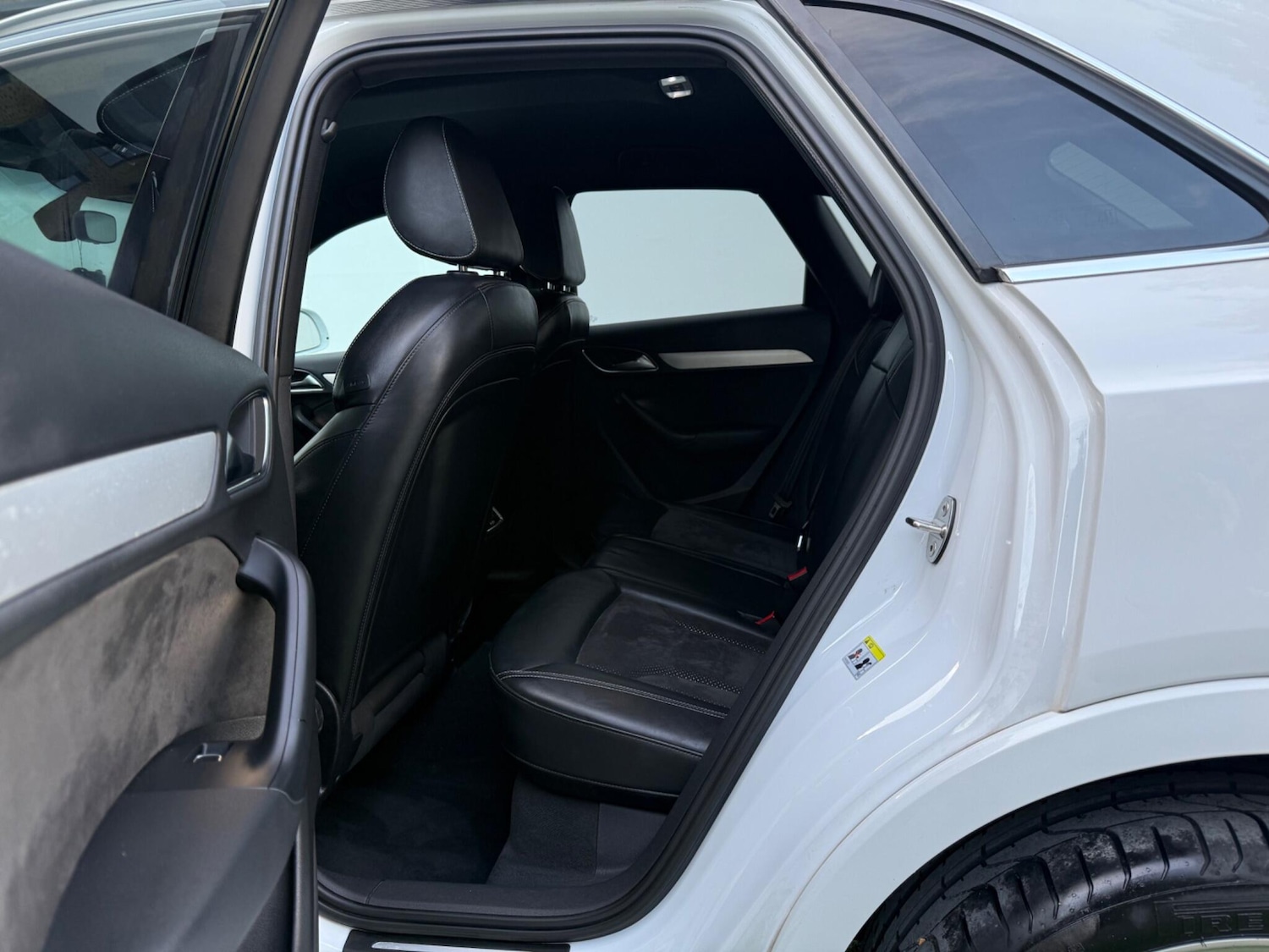 Used Audi Q3 2015 for sale - 76175045: Photo 23