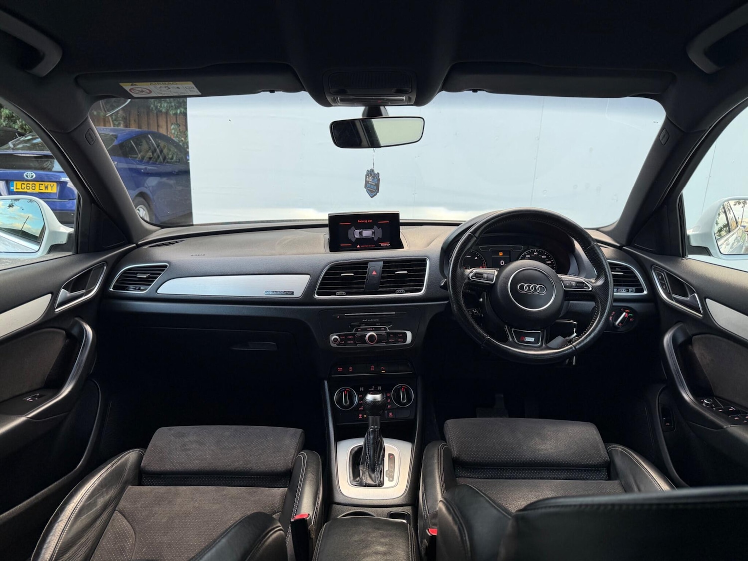 Used Audi Q3 2015 for sale - 76175045: Photo 29