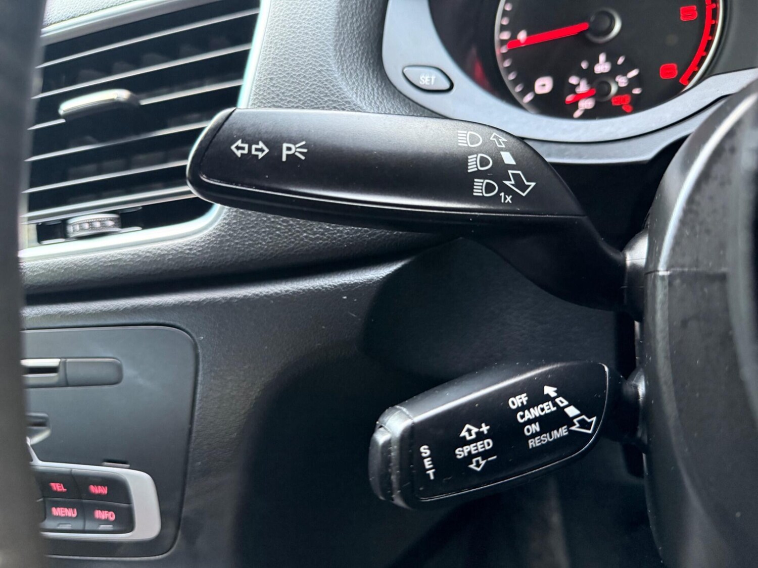 Used Audi Q3 2015 for sale - 76175045: Photo 37