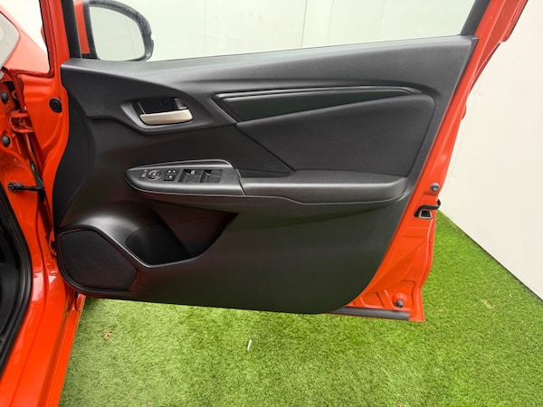 Used Honda Jazz 2018 for sale - 76026449: Photo 17