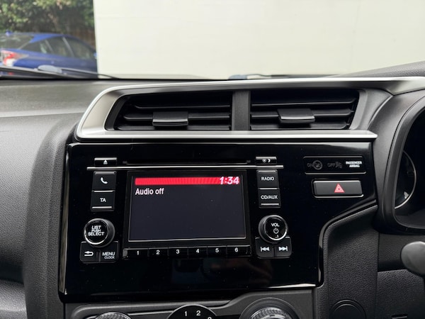 Used Honda Jazz 2018 for sale - 76026449: Photo 29