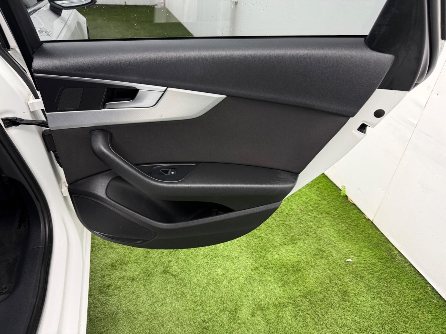 Used Audi A4 2017 for sale - 77783324: Photo 21