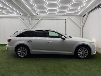 Used Audi A4 Avant 2017 for sale - 77783324: Photo