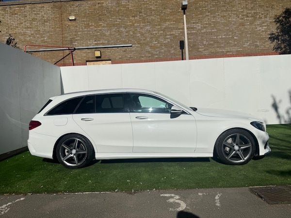 Used Mercedes-Benz C-Class 2015 for sale - 76214948: Photo 5