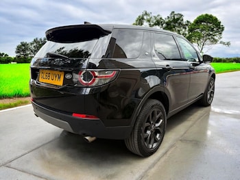 Used Land Rover Discovery Sport 2019 for sale - 75477745: Photo