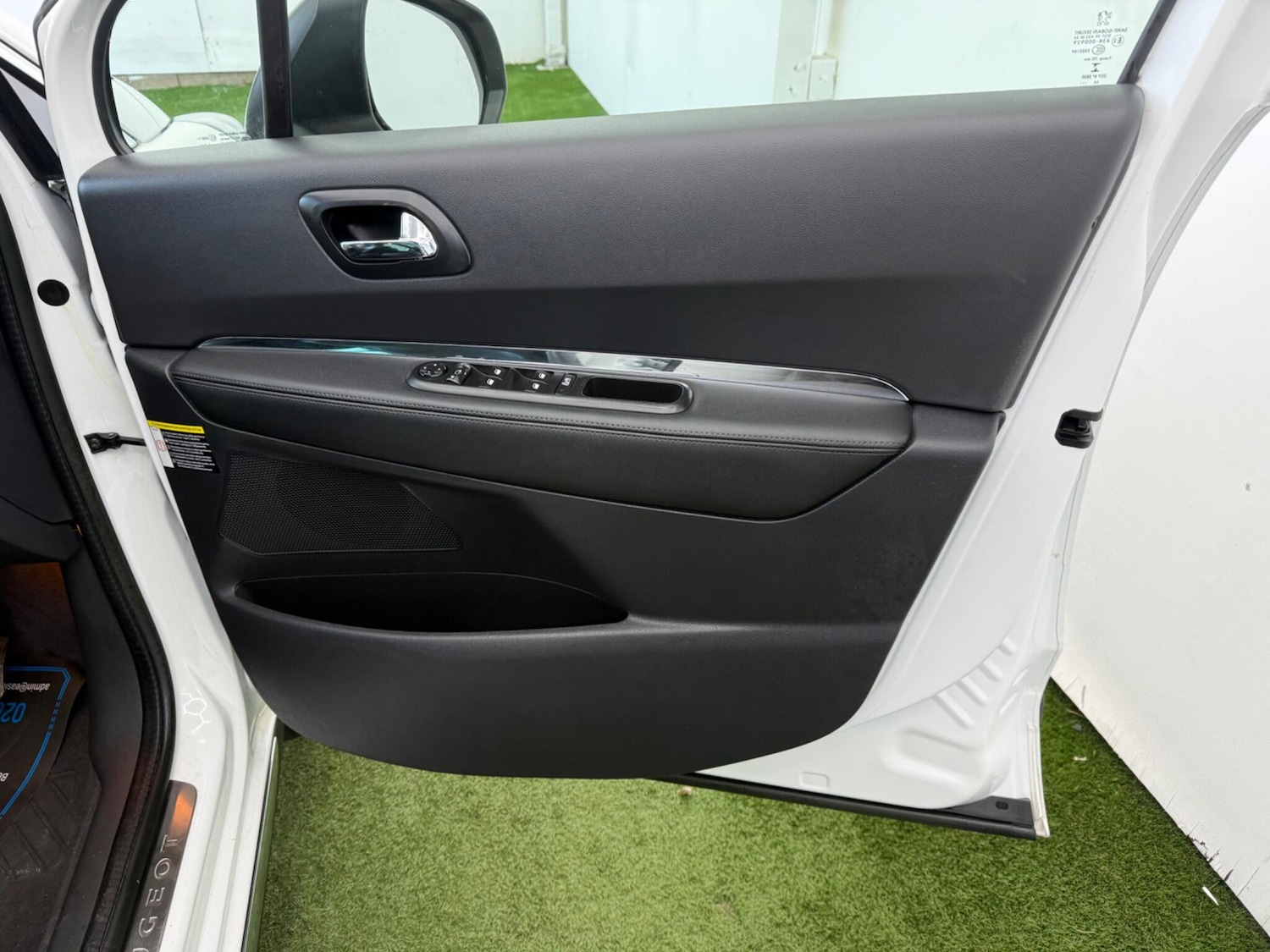 Used Peugeot 3008 2014 for sale - 77978111: Photo 16