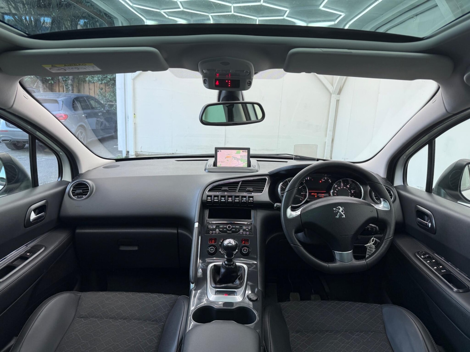 Used Peugeot 3008 2014 for sale - 77978111: Photo 27