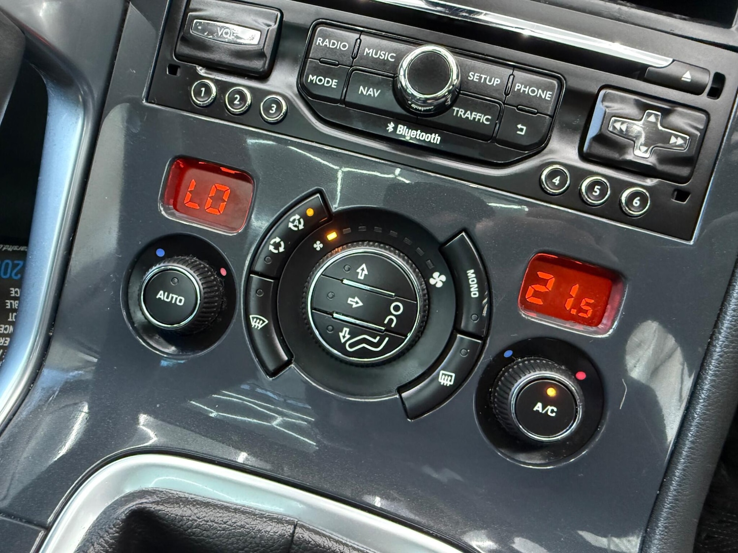 Used Peugeot 3008 2014 for sale - 77978111: Photo 50