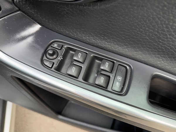 Used Volvo XC60 2013 for sale - 75022876: Photo 39