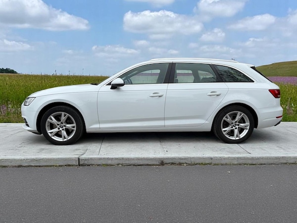 Used Audi A4 Avant 2016 for sale - 74441659: Photo 11
