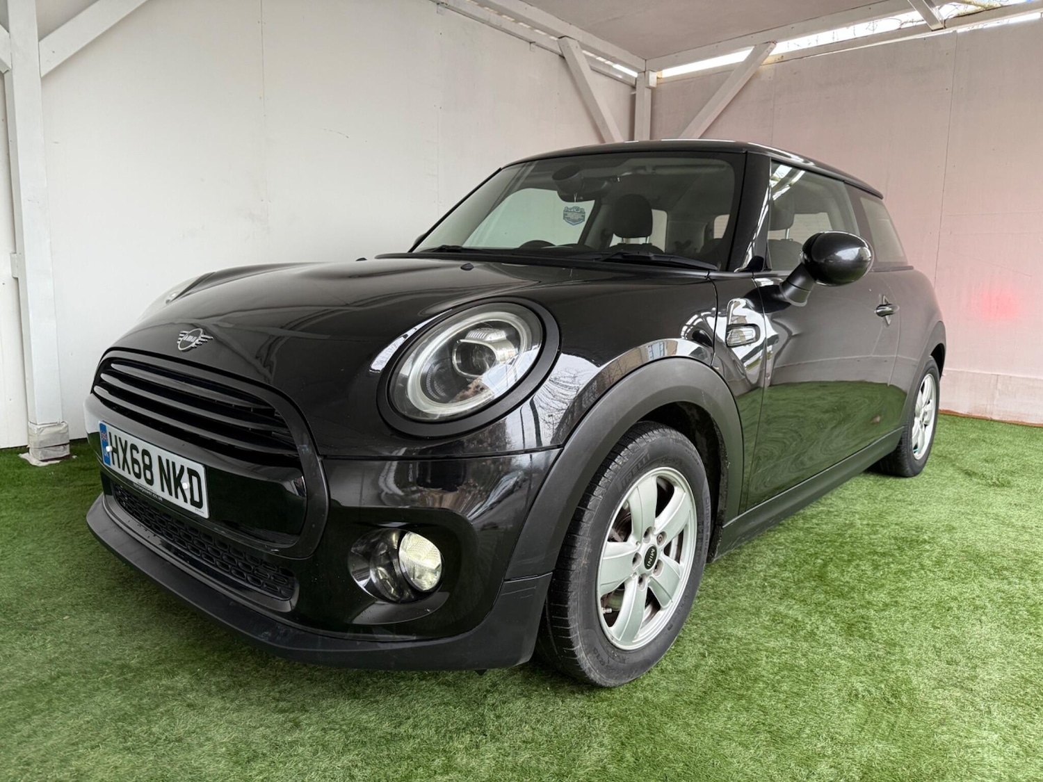 Used MINI Hatch 2018 for sale - 76839709: Photo 11