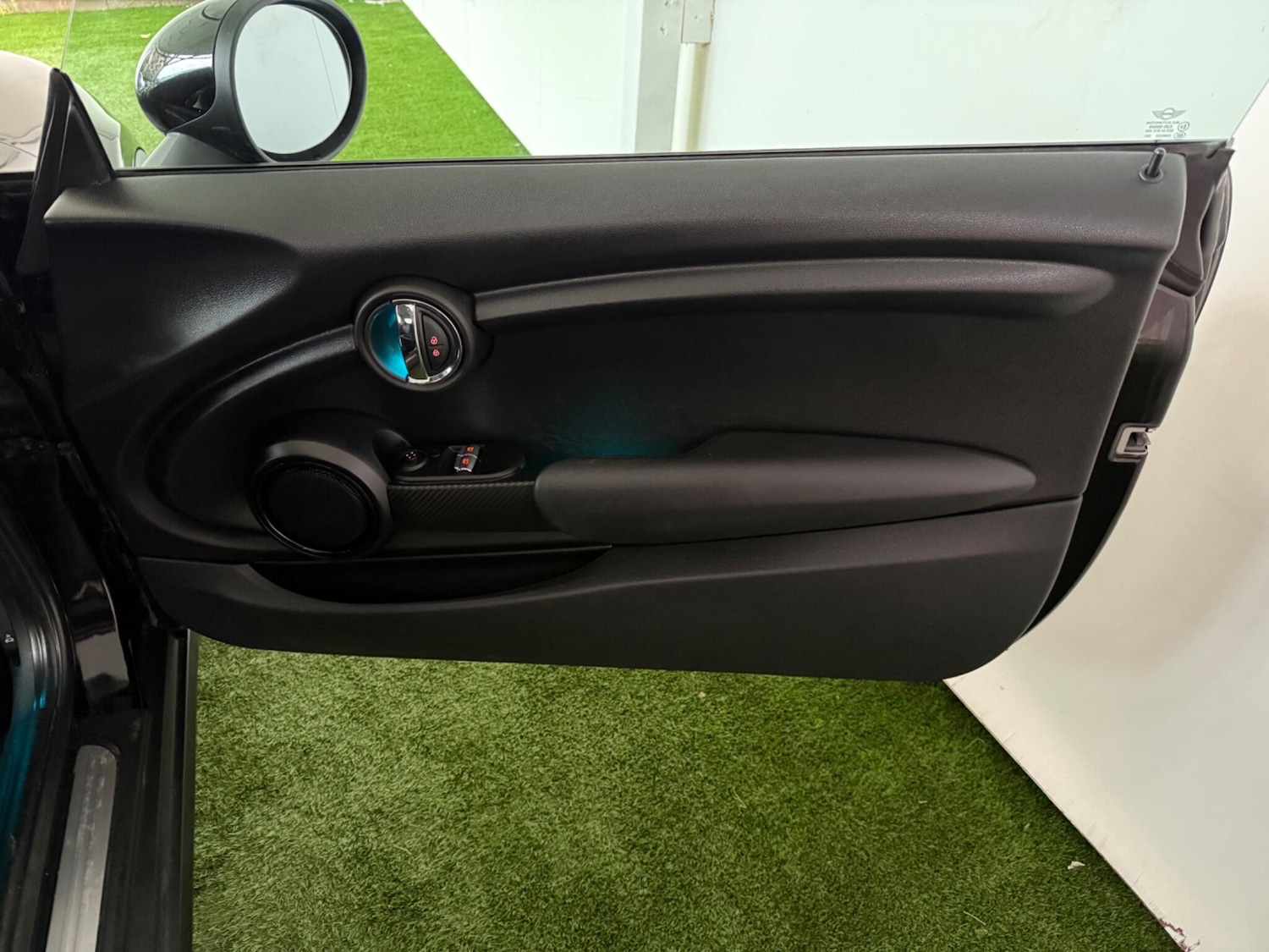 Used MINI Hatch 2018 for sale - 76839709: Photo 18