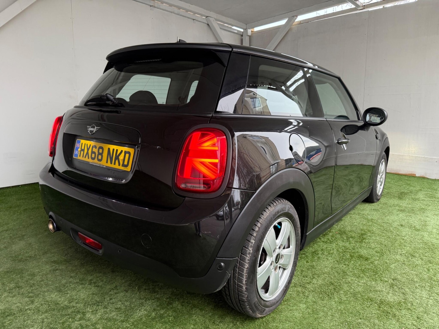 Used MINI Hatch 2018 for sale - 76839709: Photo 6
