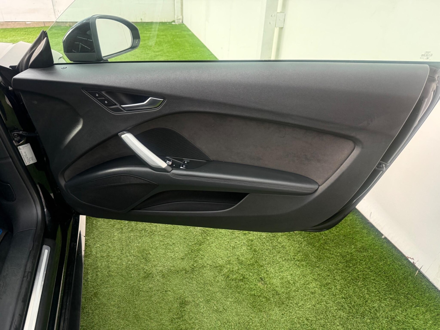 Used Audi TT 2014 for sale - 77549573: Photo 19