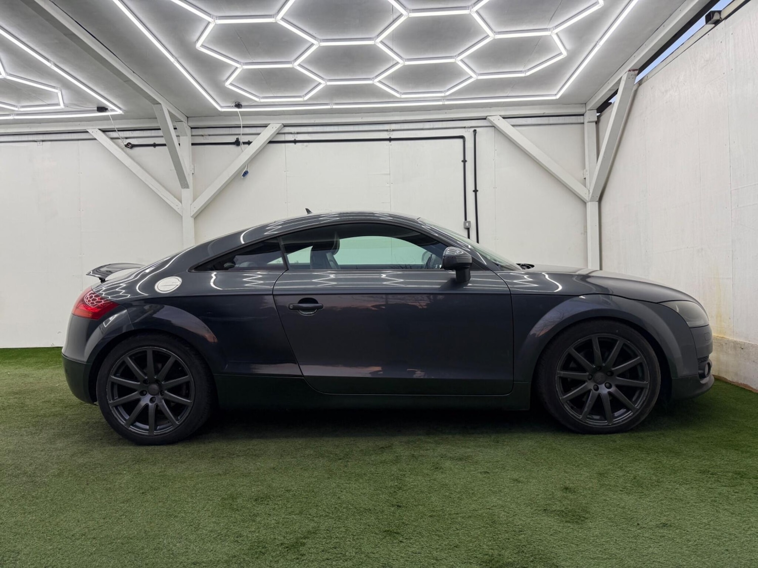 Used Audi TT for sale - 77882257: Photo 2
