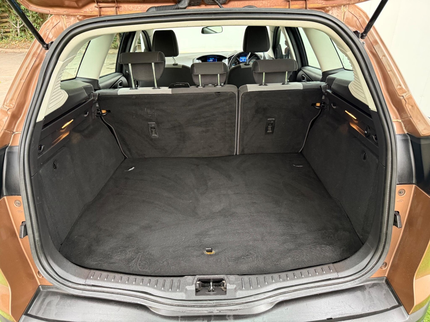 Used Ford Focus 2014 for sale - 76399176: Photo 8