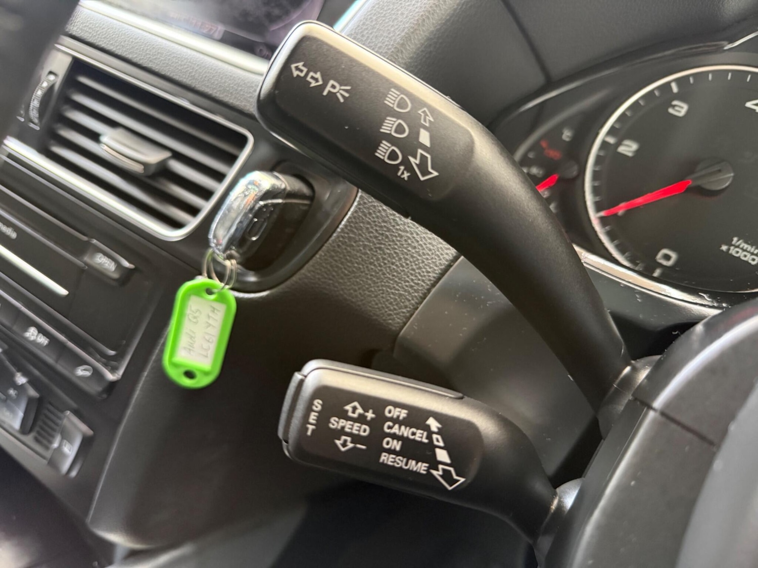 Used Audi Q5 2011 for sale - 77098134: Photo 37