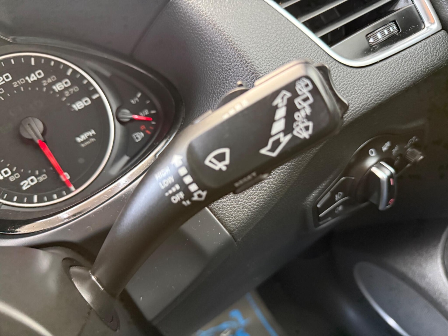 Used Audi Q5 2011 for sale - 77098134: Photo 38