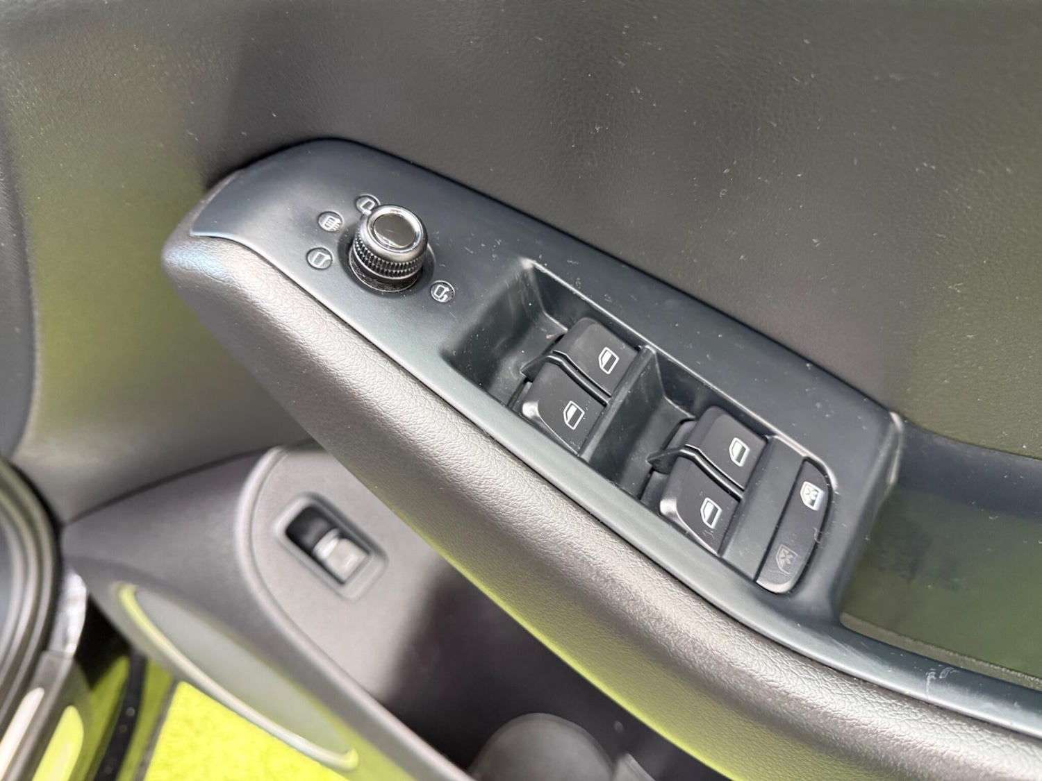 Used Audi Q5 2011 for sale - 77098134: Photo 41