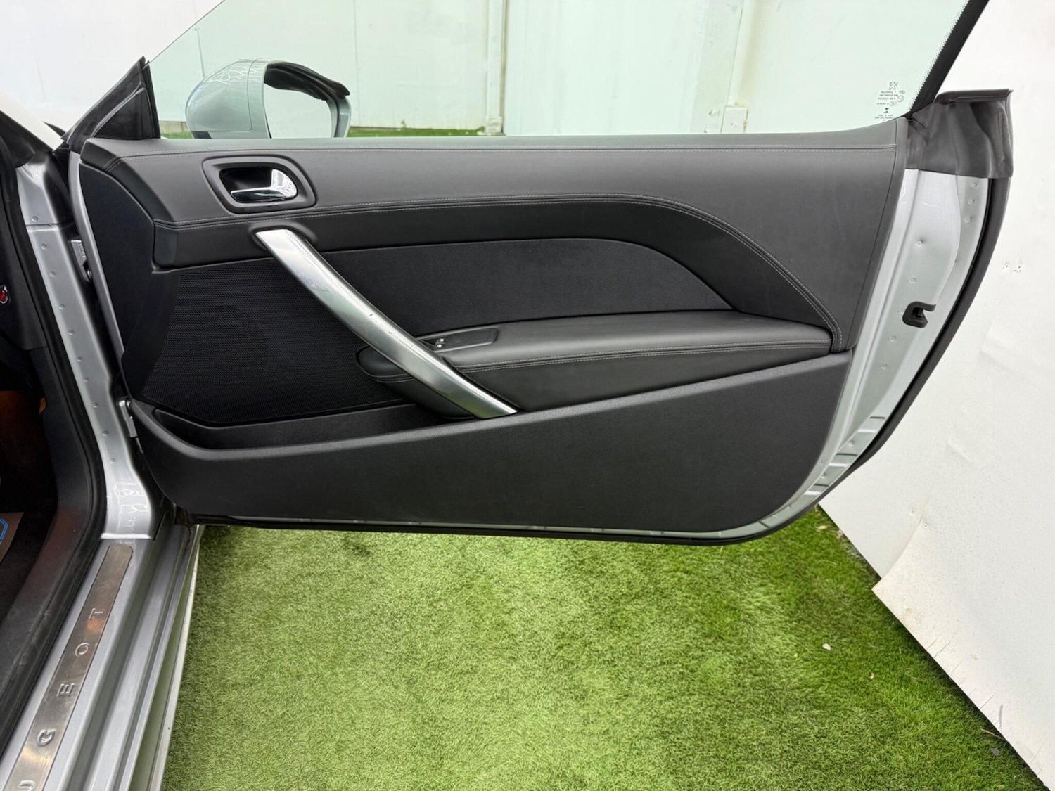 Used Peugeot RCZ for sale - 78127745: Photo 21