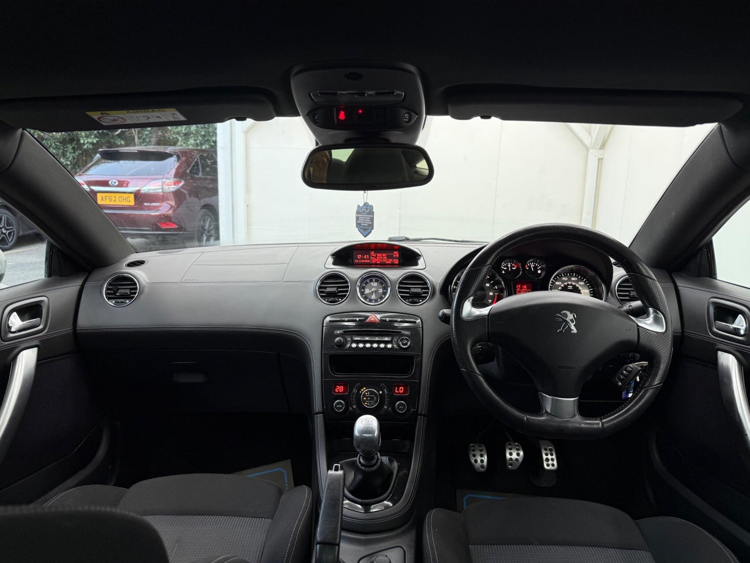 Used Peugeot RCZ for sale - 78127745: Photo 27