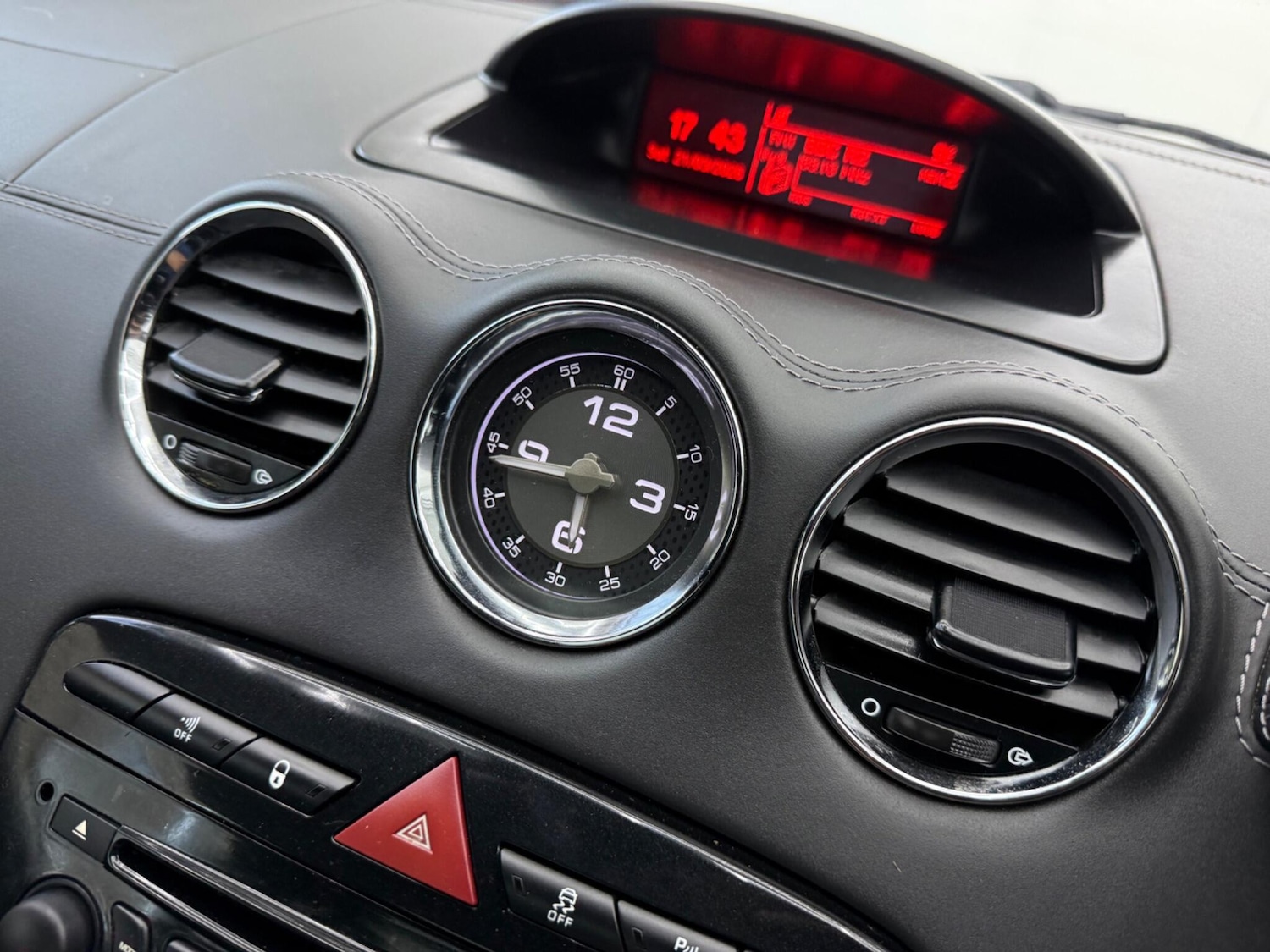 Used Peugeot RCZ for sale - 78127745: Photo 40