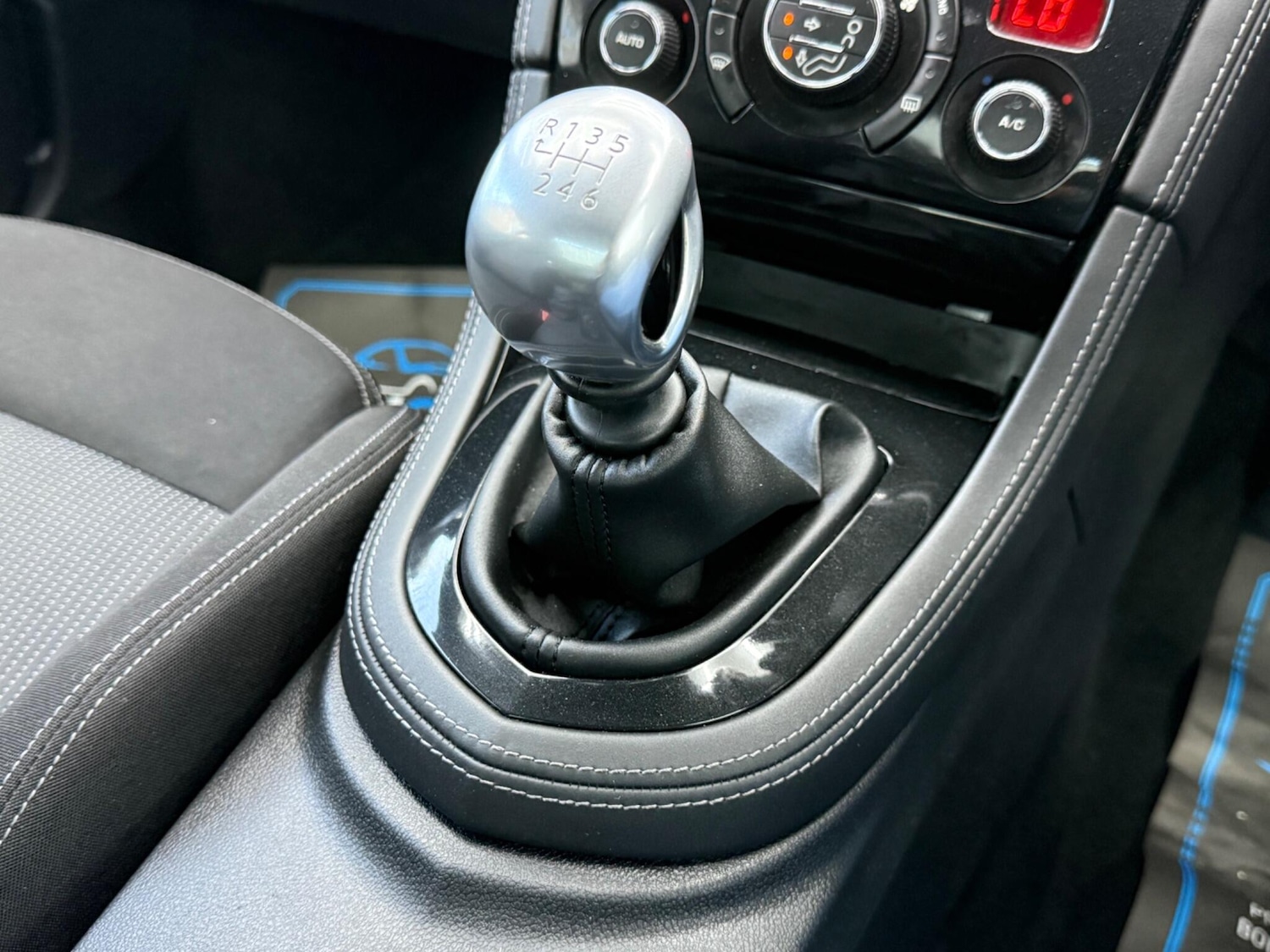 Used Peugeot RCZ for sale - 78127745: Photo 43