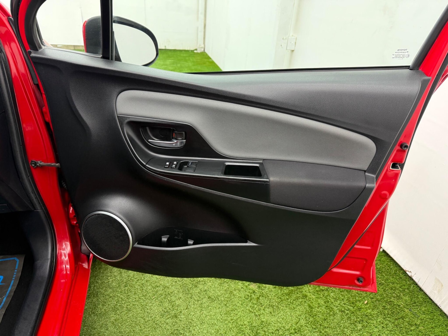 Used Toyota Yaris for sale - 77291355: Photo 17