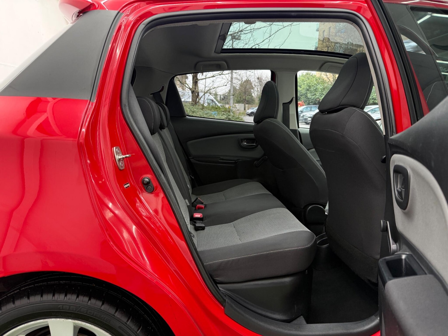 Used Toyota Yaris for sale - 77291355: Photo 18