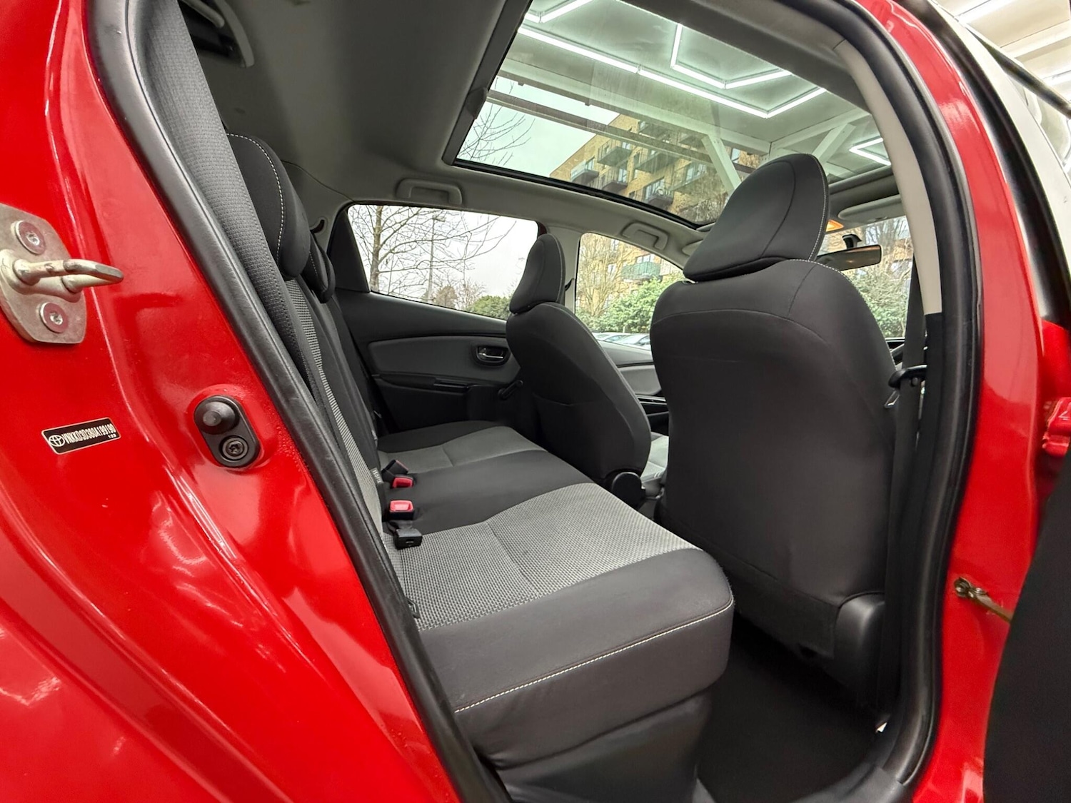 Used Toyota Yaris for sale - 77291355: Photo 19