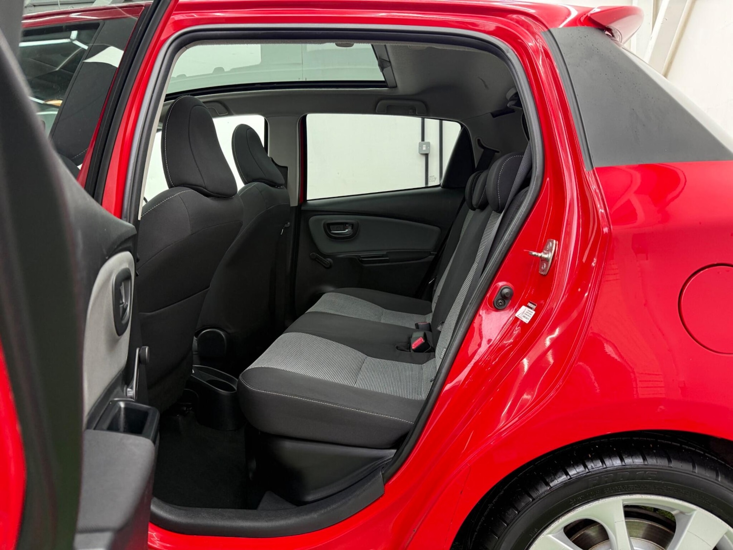 Used Toyota Yaris for sale - 77291355: Photo 22