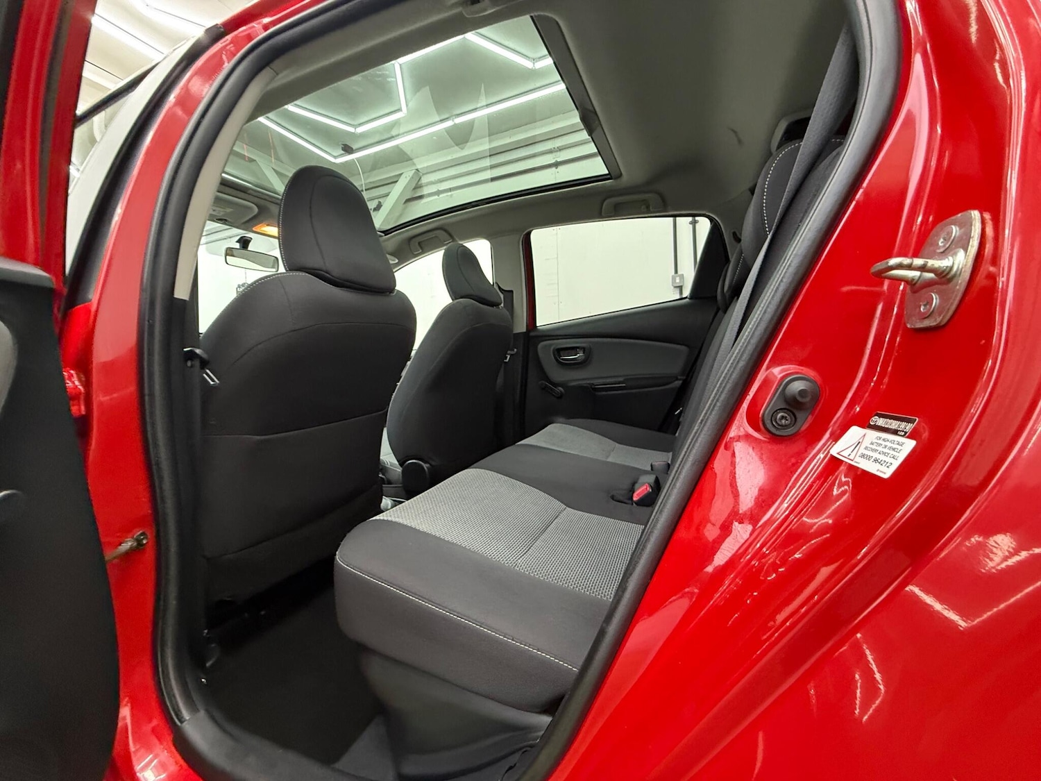 Used Toyota Yaris for sale - 77291355: Photo 23