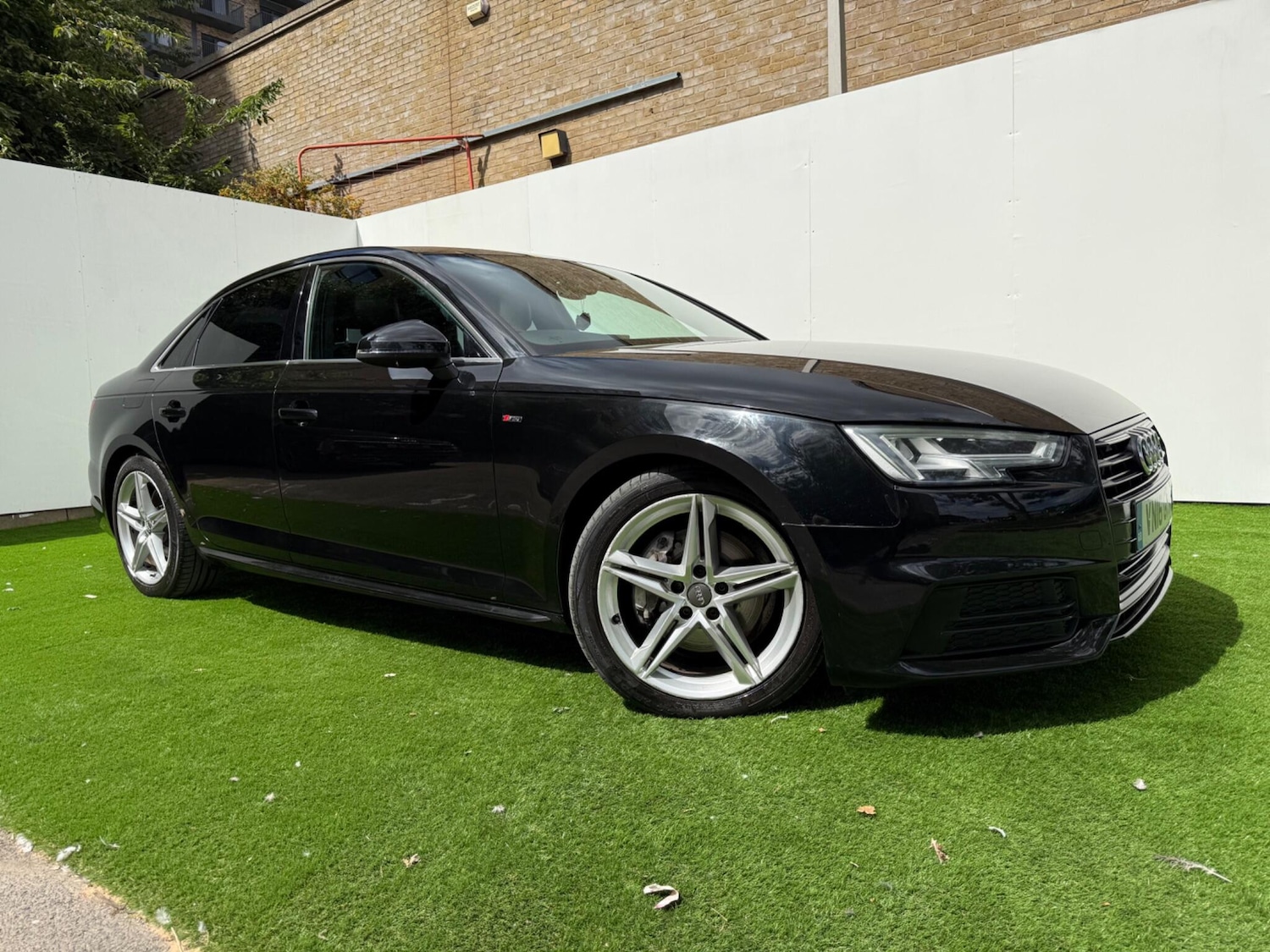 Used Audi A4 2016 for sale - 77050247: Photo 4