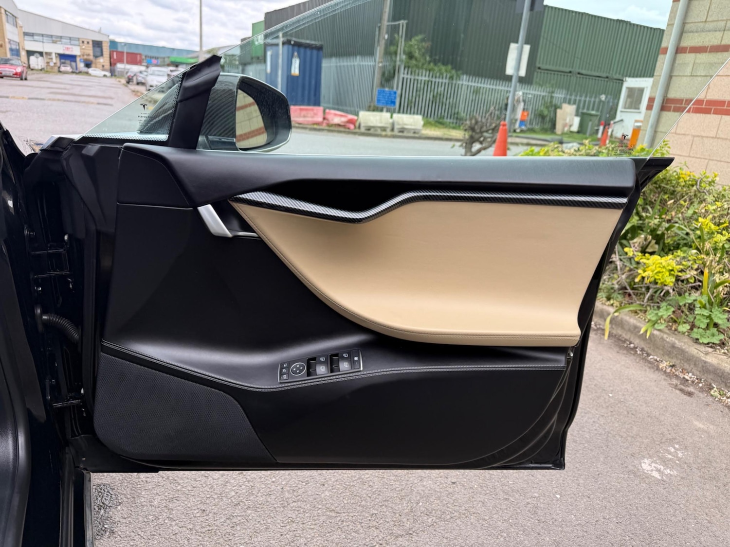 Used Tesla Model S 2016 for sale - 76942497: Photo 20