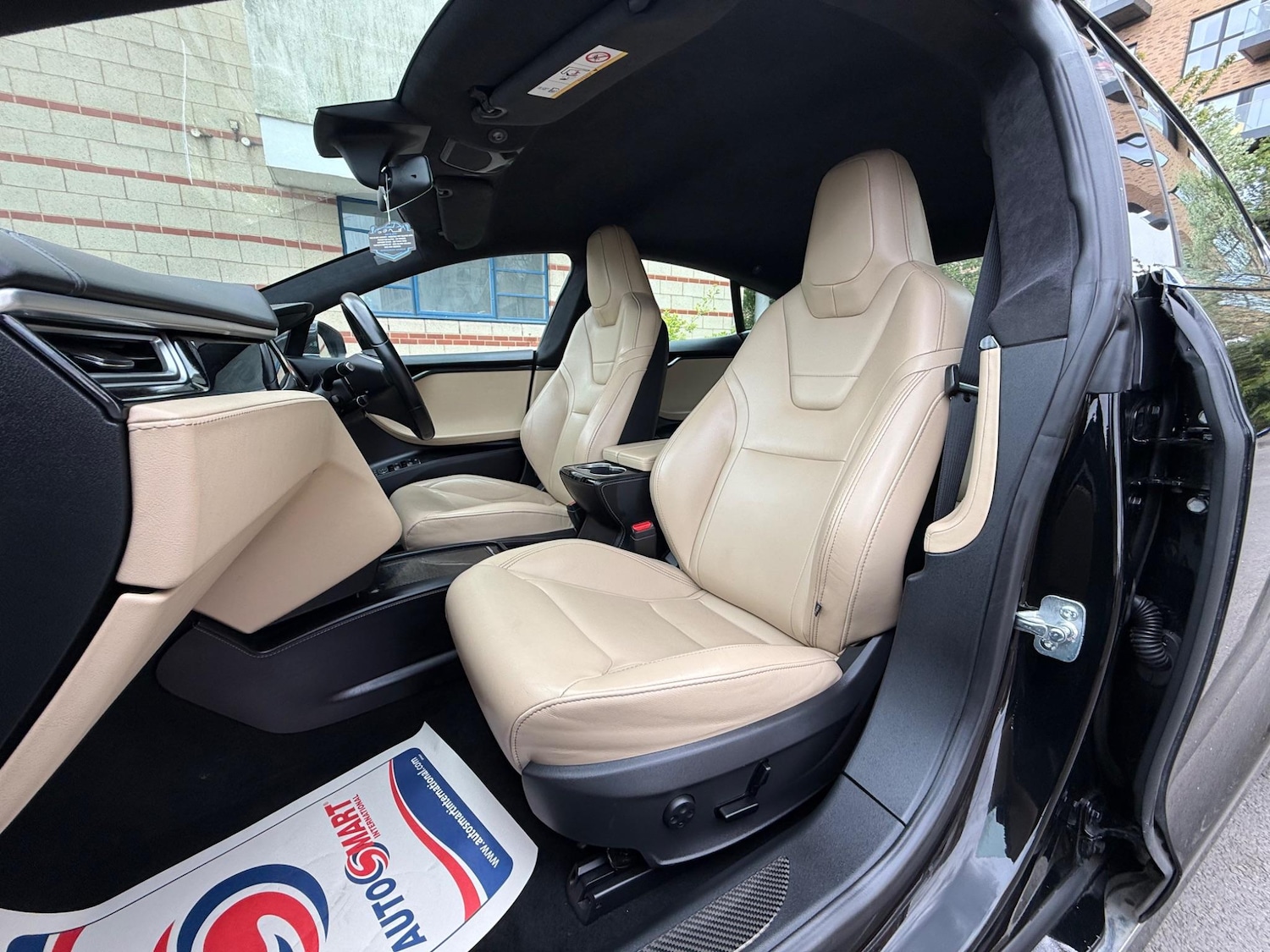 Used Tesla Model S 2016 for sale - 76942497: Photo 30