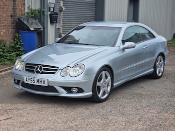 Used Mercedes-Benz CLK 2005 for sale - 78387804: Photo