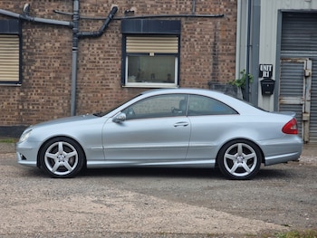 Used Mercedes-Benz CLK 2005 for sale - 78387804: Photo