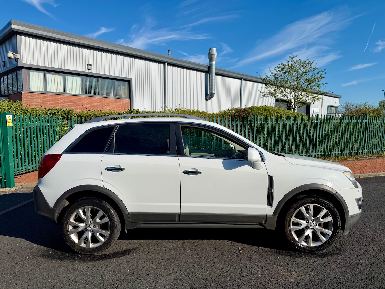 Used Vauxhall Antara 2013 for sale - 78144886: Photo 4