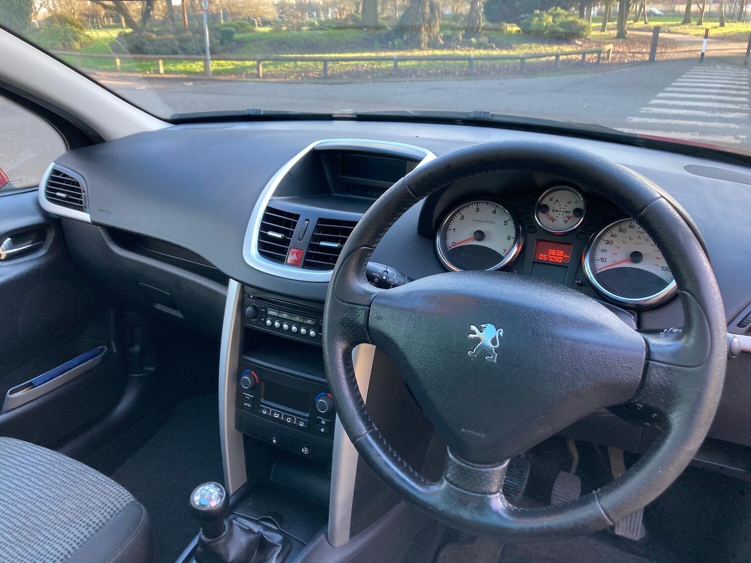 Used Peugeot 207 2010 for sale - 77934431: Photo 8