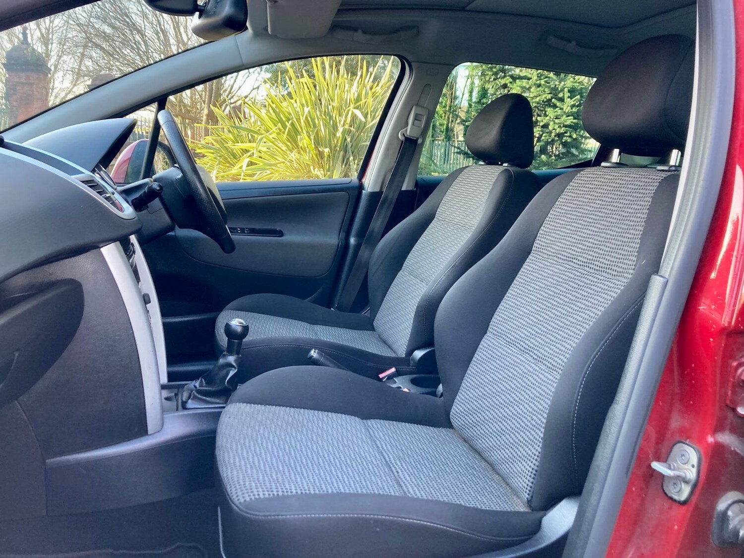 Used Peugeot 207 2010 for sale - 77934431: Photo 9