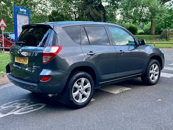 Used Toyota RAV4 2010 for sale - 78771213: Photo