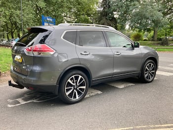 Used Nissan X-Trail 2015 for sale - 79618042: Photo