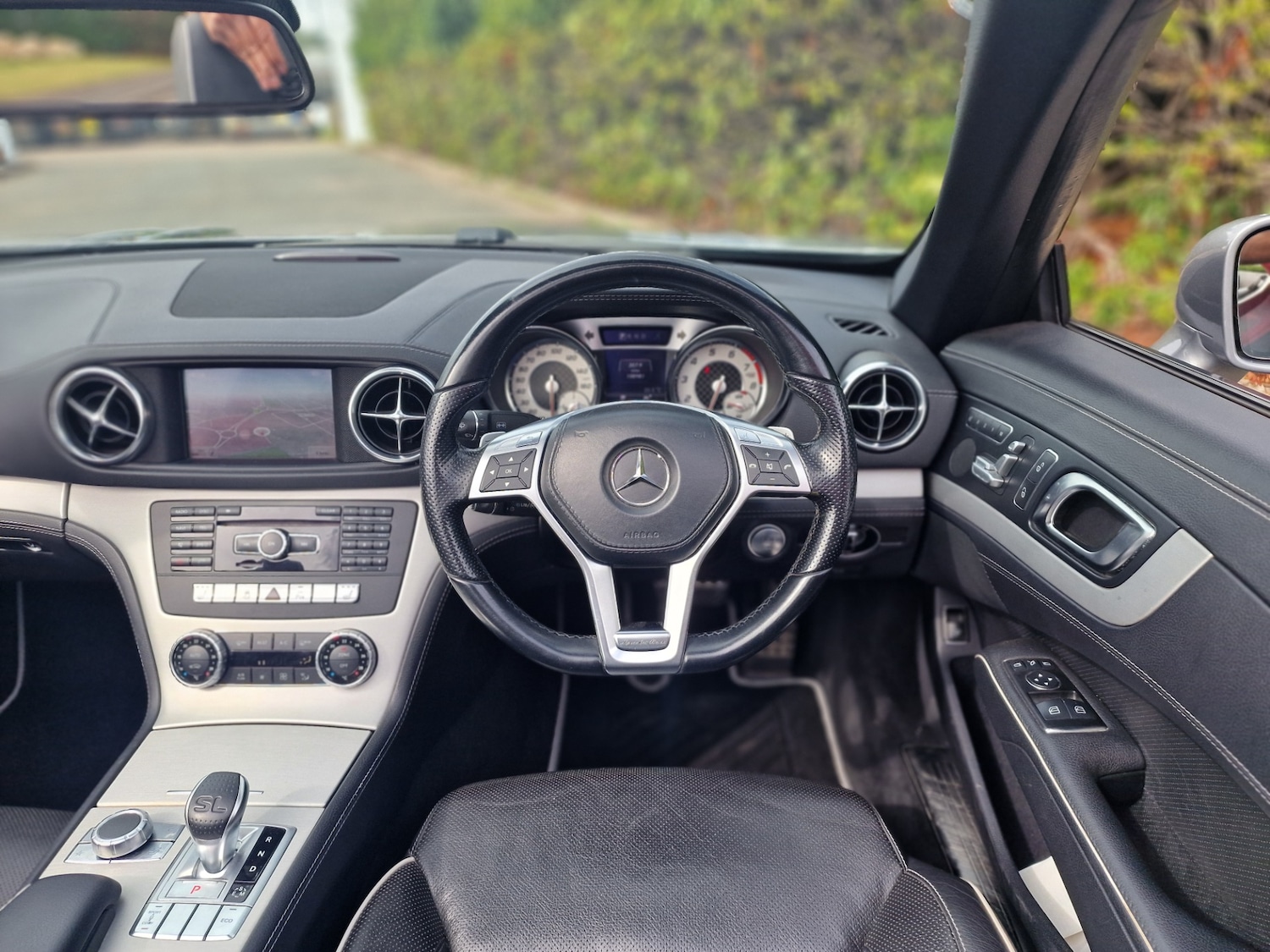 Used Mercedes-Benz SL 2013 for sale - 77938545: Photo 4