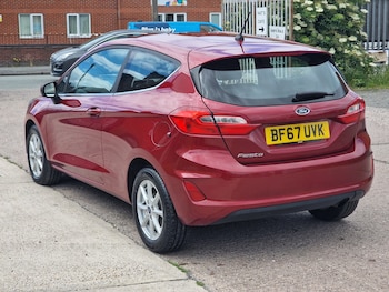 Used Ford Fiesta 2017 for sale - 78829899: Photo