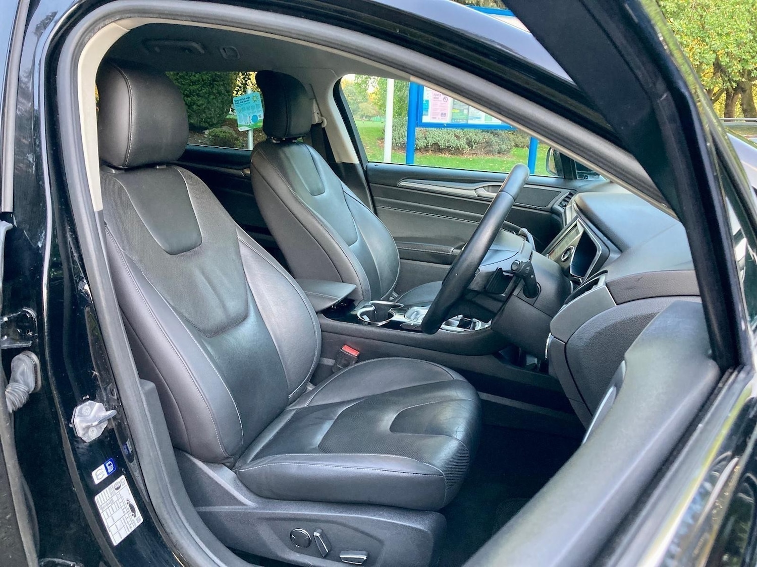 Used Ford Mondeo 2016 for sale - 77934440: Photo 12