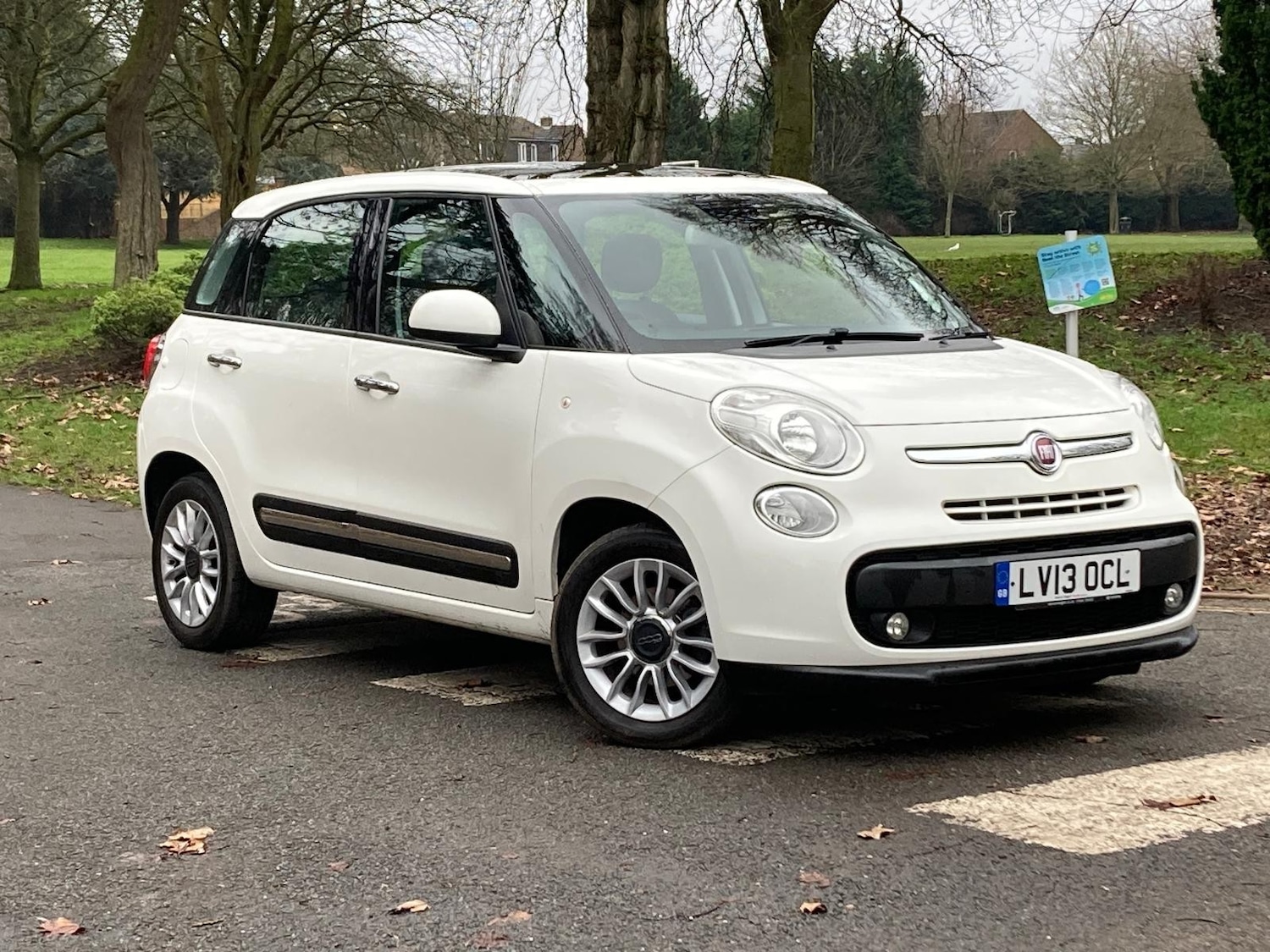 Used Fiat 500L 2013 for sale - 77934456: Photo 3